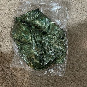 Green glittery pants “POSION IVY INSPIRED”